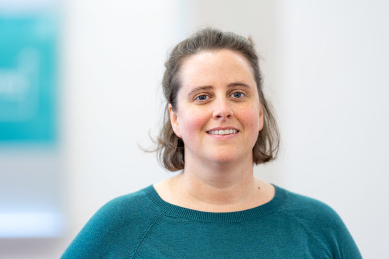 Reportage photography: Scientists create artificial ivory: Portrait of a scientist involved in the development. Through a wide open aperture on the lens, the focus is exactly and exclusively on her eyes.