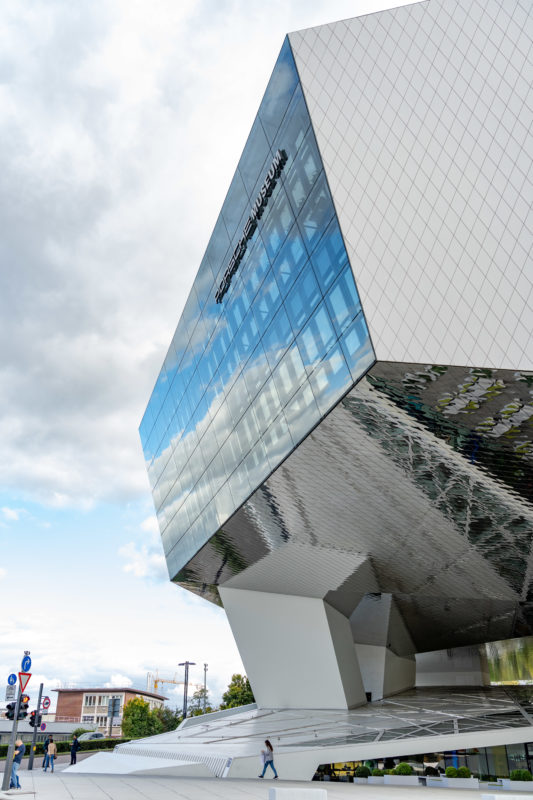 Portrait of Stuttgart: The Porsche Museum towers above its visitors like a large spaceship.