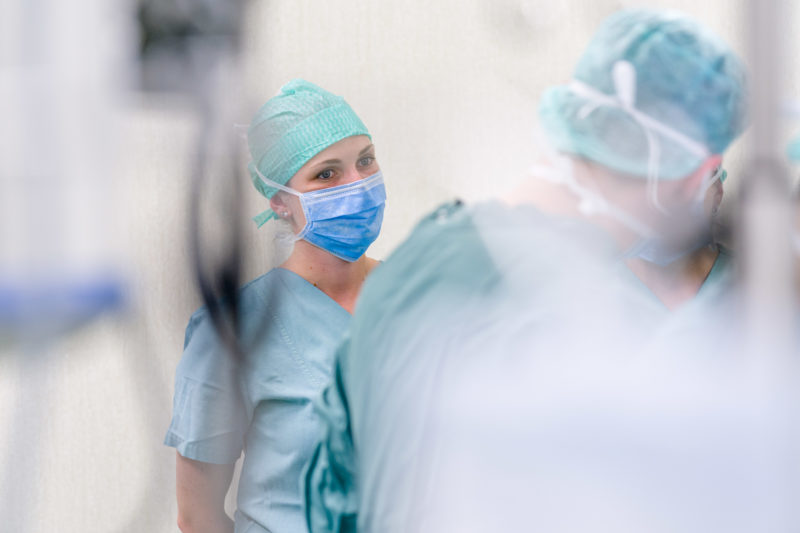 Healthcare photography:  In an operating room in the paediatric cardiology department of the University Hospital Homburg (Saar).